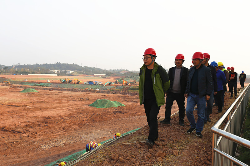 瀘州公園園林綠化養(yǎng)護(hù).jpg 瀘州公園園林綠化養(yǎng)護(hù).jpg