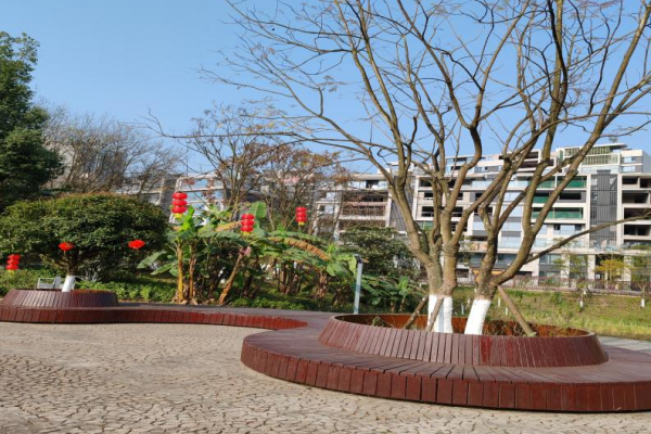 匠心守護 安全提質(zhì)——興綠園林完成城市公園木質(zhì)設(shè)施專項維修